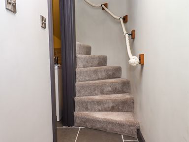 Property photo 10 of 41