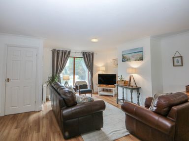 Property photo 3 of 26