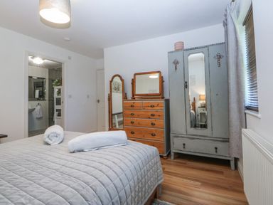 Property photo 13 of 26