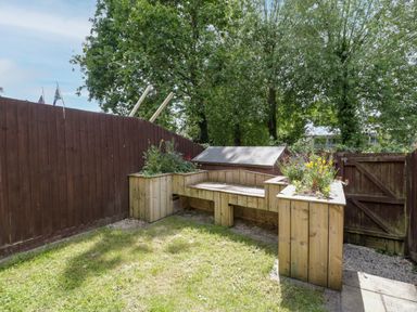 Property photo 23 of 27