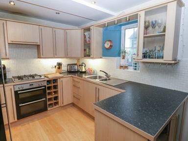 Property photo 10 of 29
