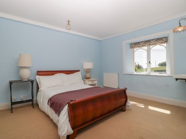 Property photo 27 of 72
