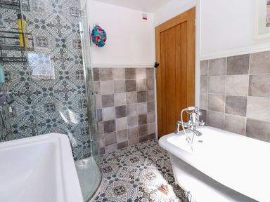 Property photo 33 of 51