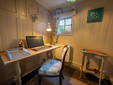 An office with a desk and computer at 5 St. Michaels Close in Framlingham