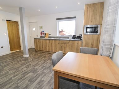 Property photo 5 of 35