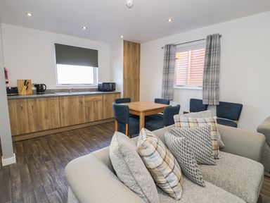 Property photo 6 of 45