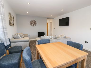 Property photo 8 of 45