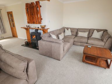 Property photo 5 of 29