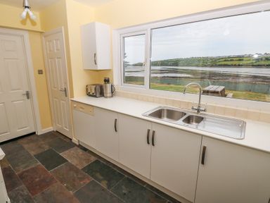 Property photo 11 of 29