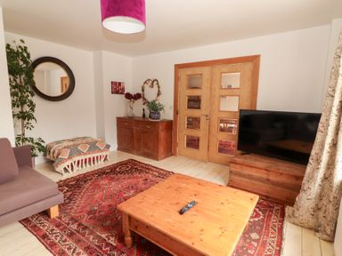 Property photo 4 of 49