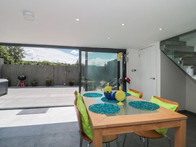 Property photo 5 of 40