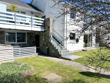 Property photo 2 of 30
