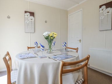 Property photo 11 of 30