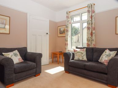 Property photo 8 of 49