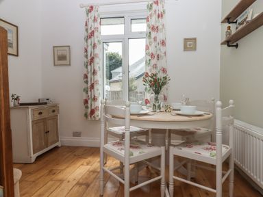 Property photo 10 of 49