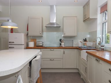 Property photo 15 of 49