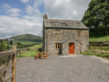 Property photo 2 of 41