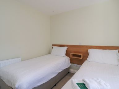 Property photo 6 of 35