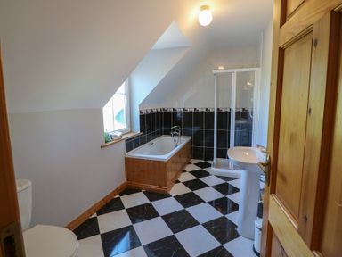 Property photo 22 of 38