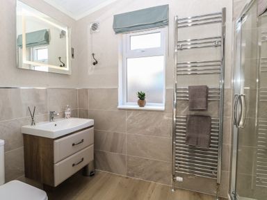 Property photo 27 of 34