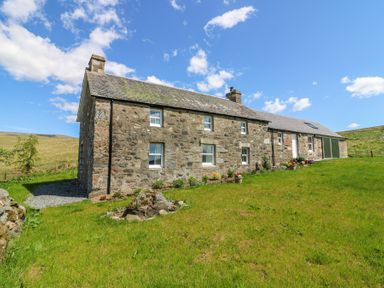 Property photo 3 of 48