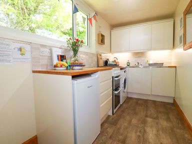 Property photo 11 of 31
