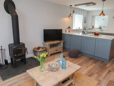 Property photo 13 of 42