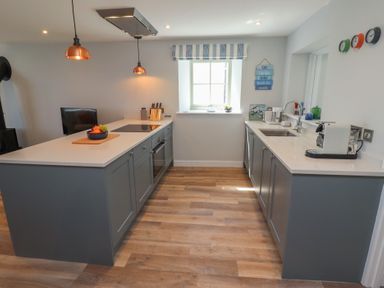 Property photo 18 of 42