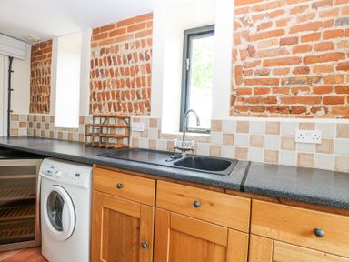Property photo 16 of 44