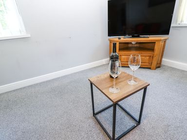 Property photo 5 of 28