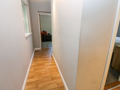 Property photo 7 of 28