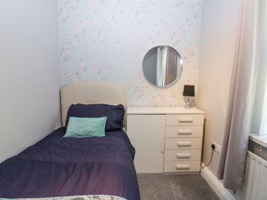 Property photo 17 of 28