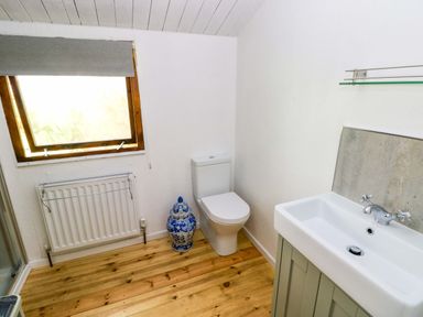 Property photo 12 of 22