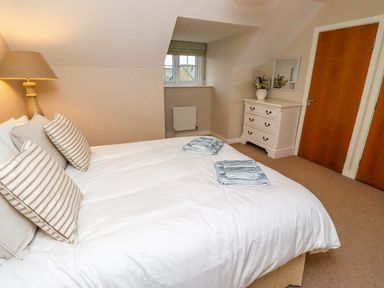 Property photo 23 of 32