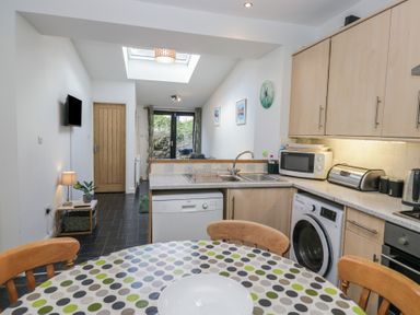 Property photo 7 of 47