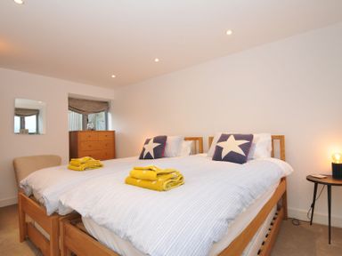 Property photo 17 of 40