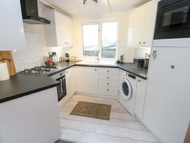 Property photo 11 of 26