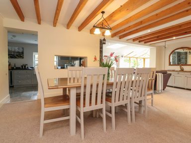 Property photo 11 of 37