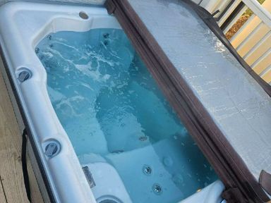 a hot tub with water and jets visible at Tattershall Lakes Country Park - Holiday Accommodation 21501 Tattershall