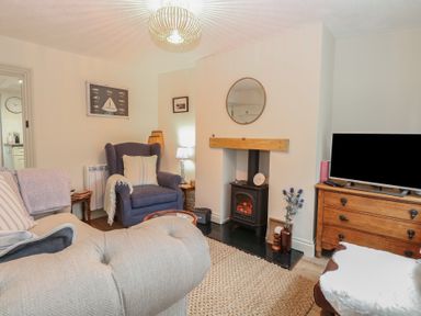 Property photo 4 of 21