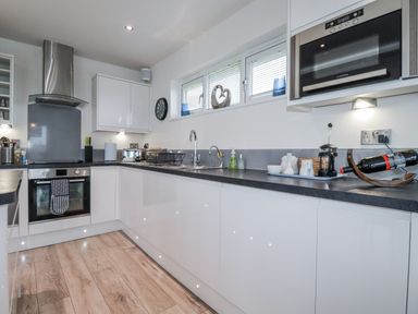 Property photo 13 of 45