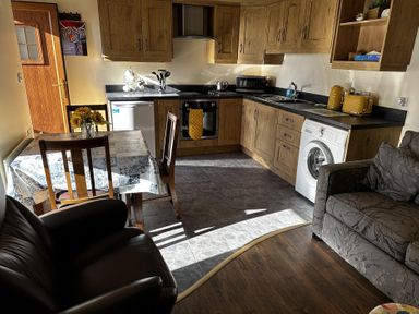 Property photo 2 of 30