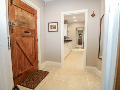 Property photo 5 of 65