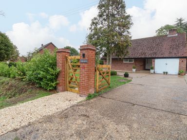 Property photo 2 of 38