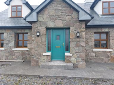 Property photo 2 of 31