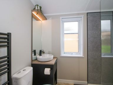Property photo 21 of 60