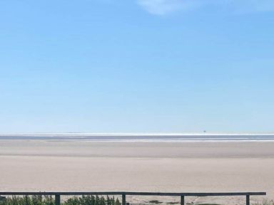 A view of the sea and sand at Beachside Lodge - Sleeps 6 - Pets ok - Parking in Heysham