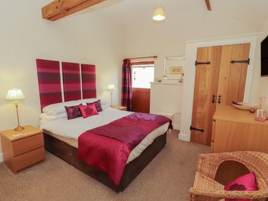 Property photo 23 of 35