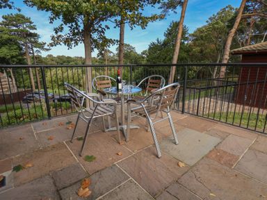 Property photo 4 of 64