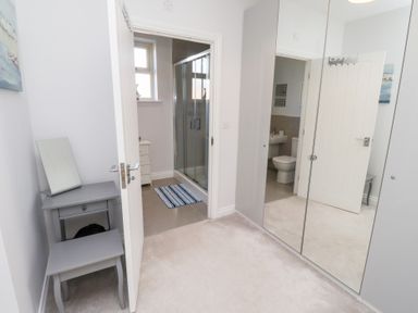 Property photo 22 of 36